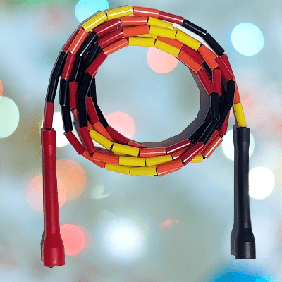 Corde a sauter Jumprope orange 2,8 m en bambou et plastique visuel du detail de la corde- Soiflex