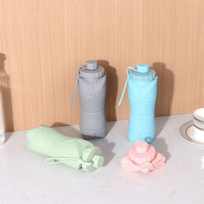 Gourde pour le sport Squeeze 600 ml – Léger et pratique - visuel de trois gourde couleur differente Soiflex