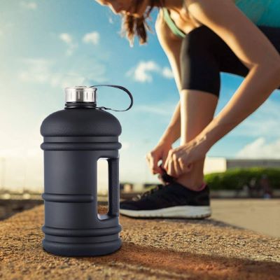 gourde sport tonus femme attache soulier