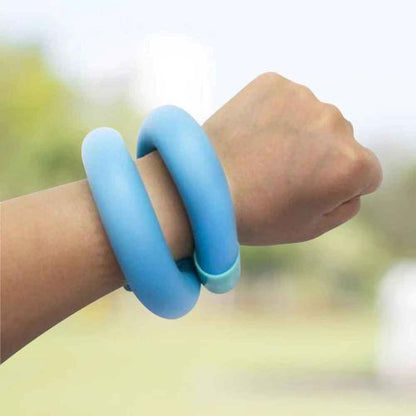 Poids pour poignet ProFlex 500 g – visuel du poids bleu sur poignet Léger et pratique - Soiflex