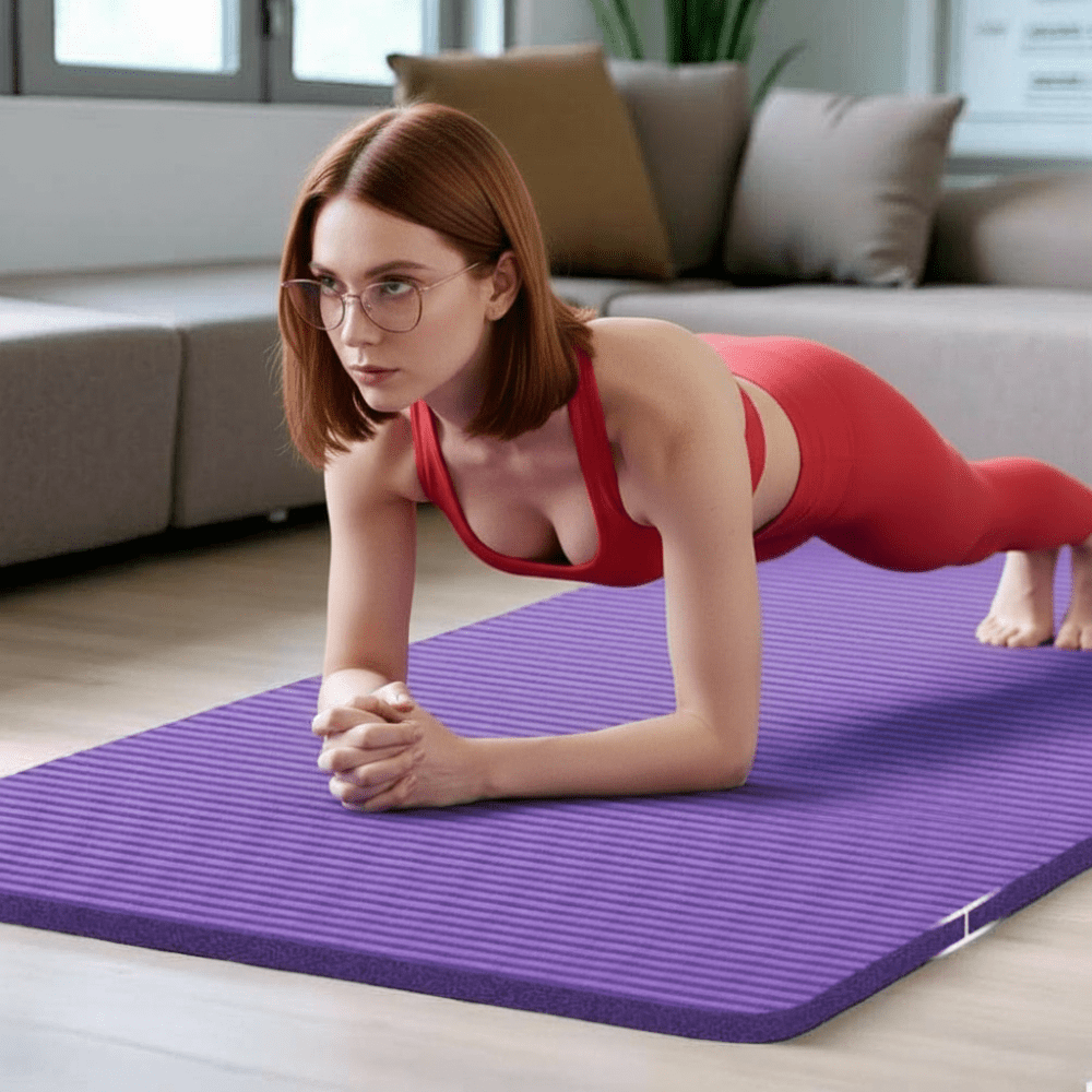 Tapis de gym épais ComfortPlus 20 mm – Protection maximale -femme coude appuyer sur tapis Soiflex