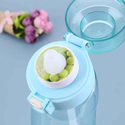 Dosette de saveur fruitée pour gourde sans sucre -visuel de la dosette dans gourde Soiflex